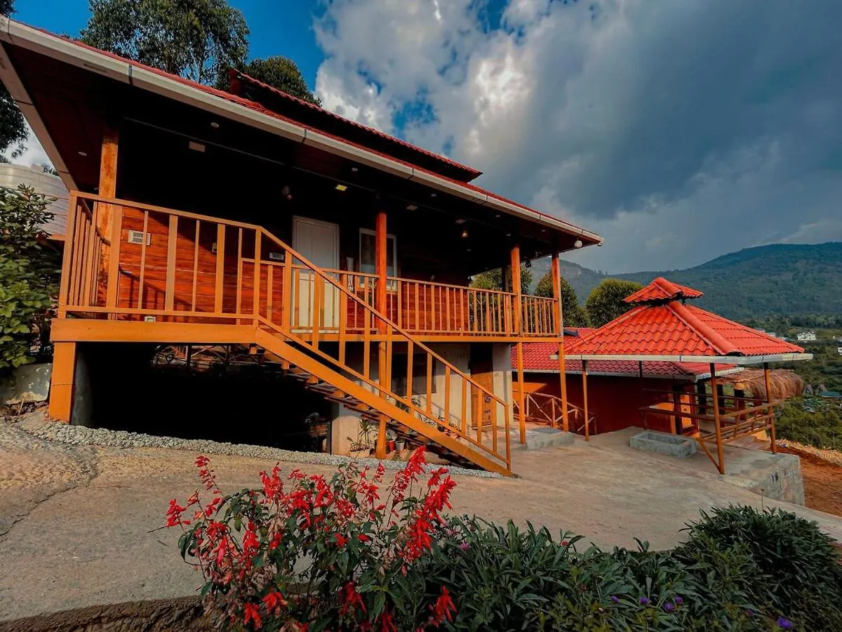 Kanav Living Wooden Villa In Kanthalloor Hindistan